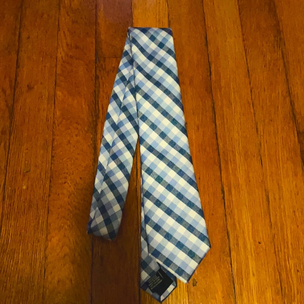 Blue and White, Nautica Tie